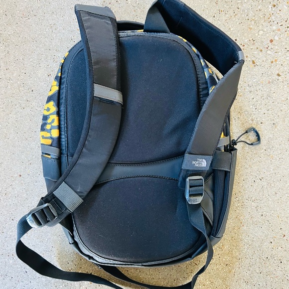 north face backpack leopard print The Women's Borealis Commuter Laptop - Everyday Travel Bag, Laptop Sleeve, Reflective Details, Gardenia White/TNF Black-NPF, One Size Toddler 14" Backpack - Cat